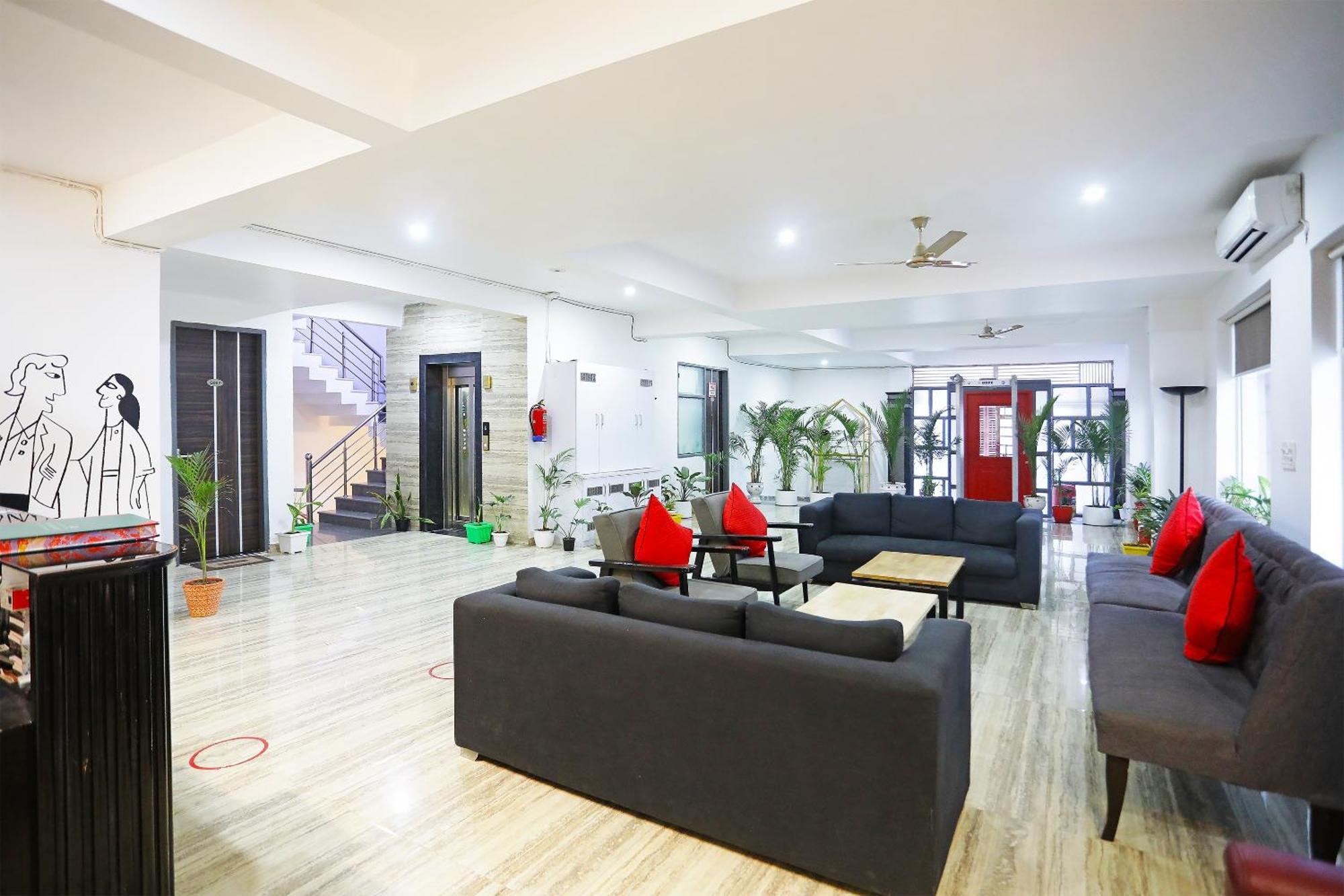 Hotel Super Townhouse Cloud Bay, Near Genpact, Sector-69, Gurgaon Exterior foto