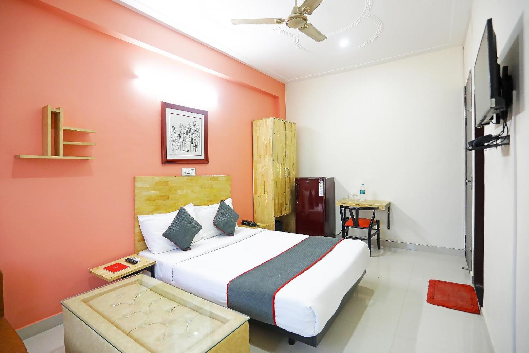 Hotel Super Townhouse Cloud Bay, Near Genpact, Sector-69, Gurgaon Exterior foto